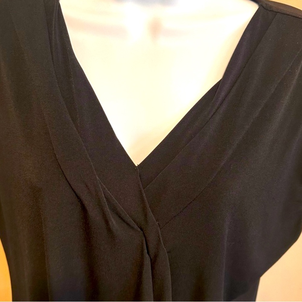 Lane Bryant 18/20 black v-neck blouse, new without tags